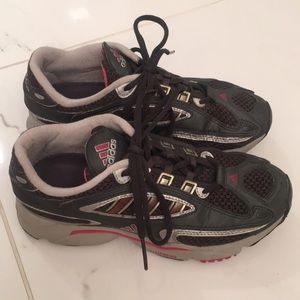 Adidas adiPRENE Tennis Shoes